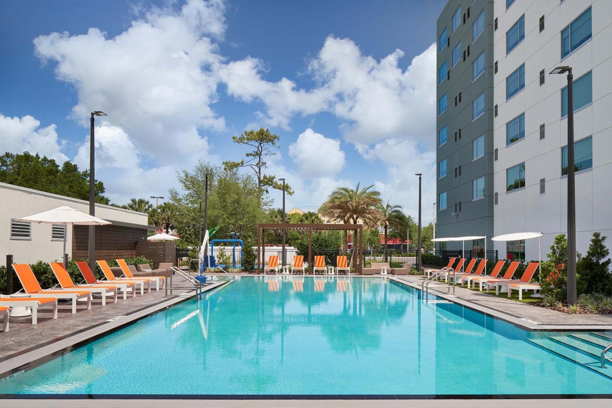 Aloft Orlando International Drive By Marriott Hotel Williamsburg Exterior foto